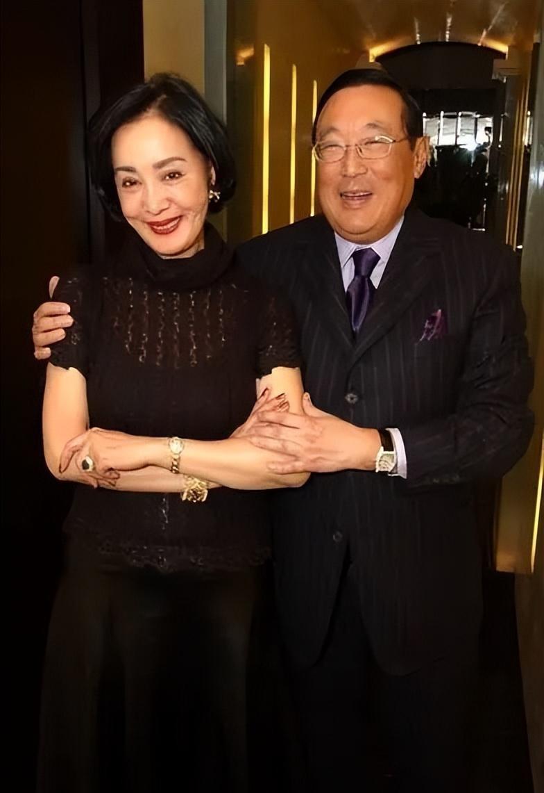 演员何莉莉:屡遭到背叛却不离婚,丈夫死后她的报复让小三有苦难言