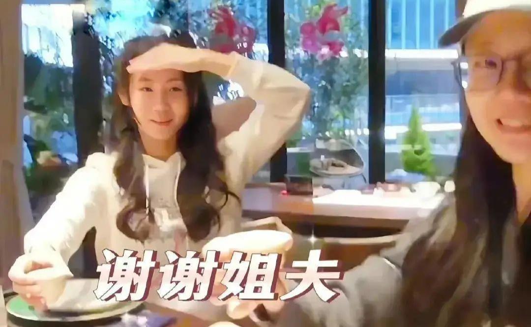 我去!她是真的能生……