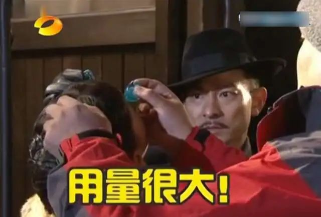 被封杀后,Angelababy国外复出!网友:人脸都变了…