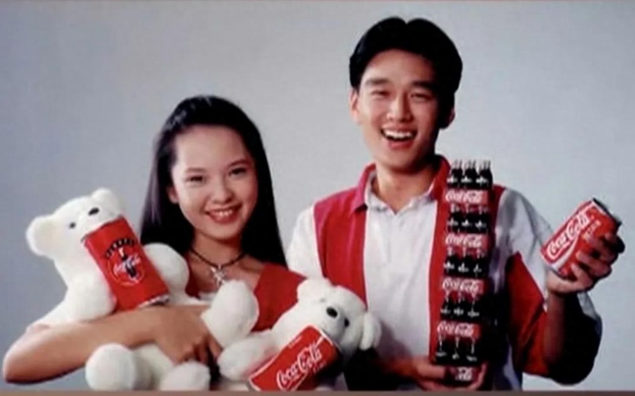 演员王耀庆:娶初恋郭晏青,22年宠妻如宝,拍戏赚的钱都给妻子管