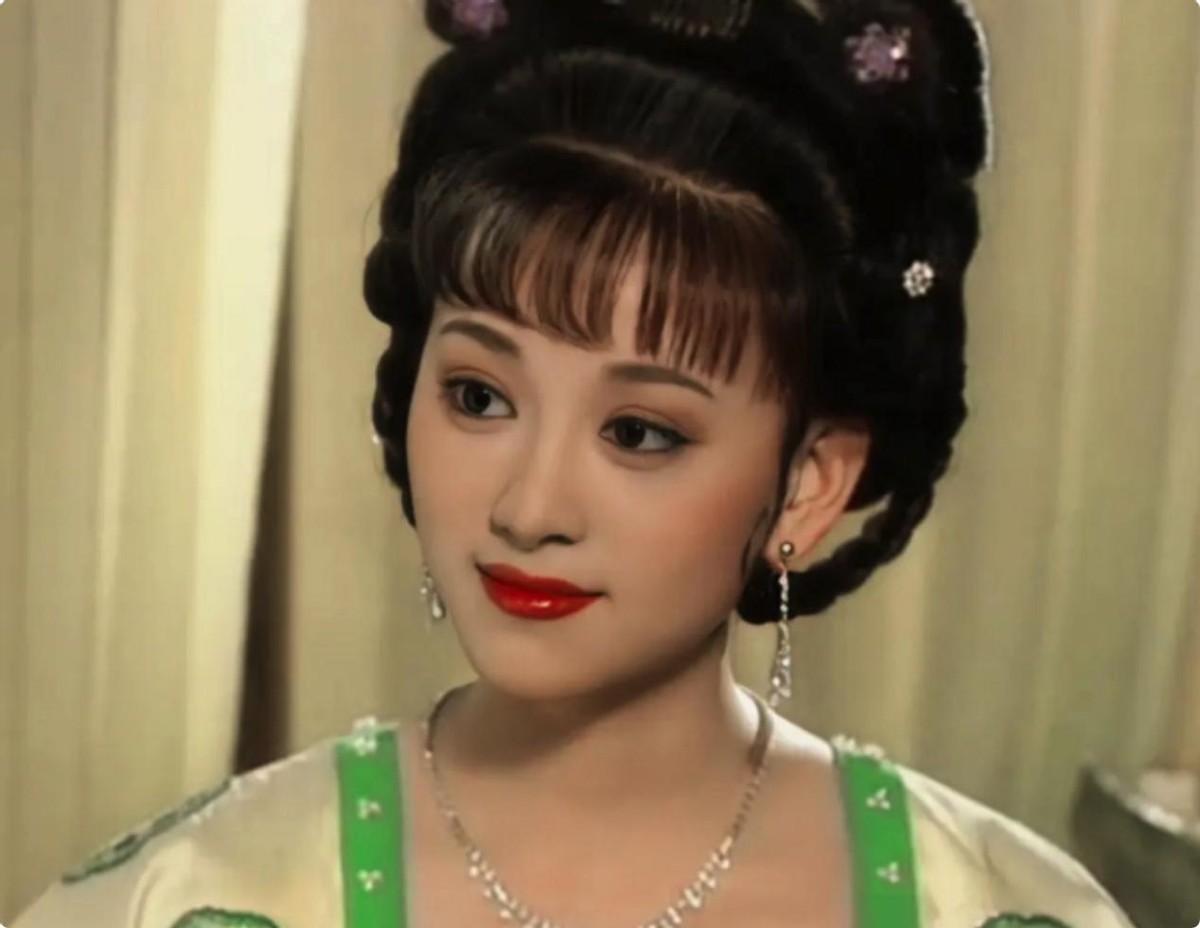 靳东|无间主演妻子：靳东妻子知性，王志文妻子优雅，奇道妻子最有气质