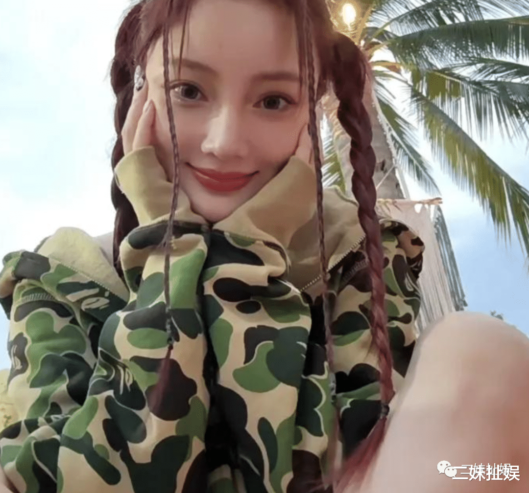 李小璐|李小璐晒亲密合影,疑似新男友,网友扒出真实身份