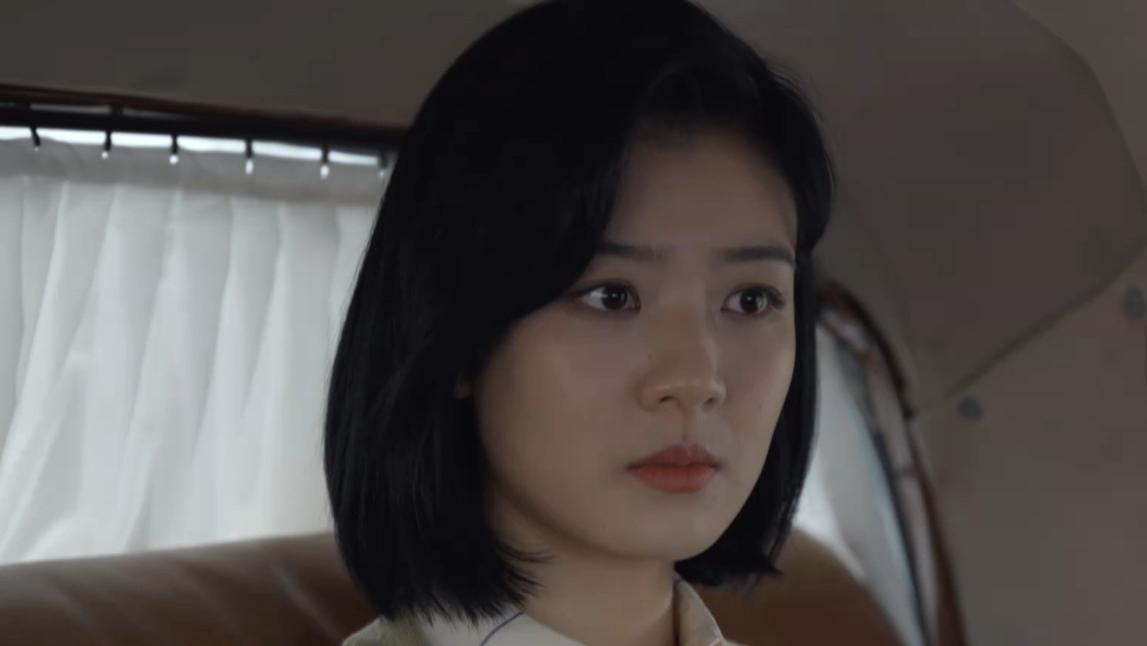 《潜行者》好戏，两个军统女特工，一个献身汉奸一个爱地下党