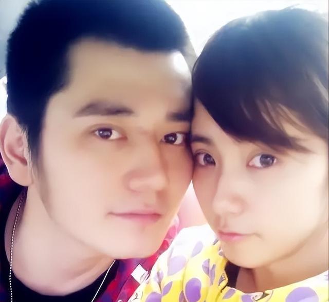 他是最没有主见的妈宝男，年轻时母亲不让谈恋爱，40岁了还没结婚