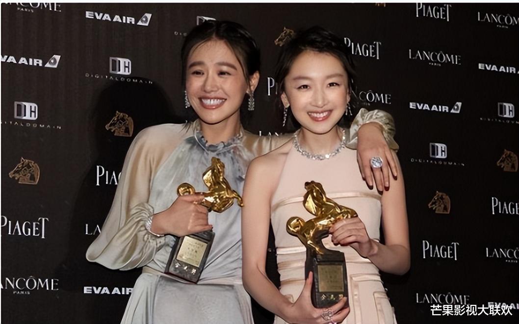 央媒终于出手！那英等四大明星曝光，网友：简直没有艺德