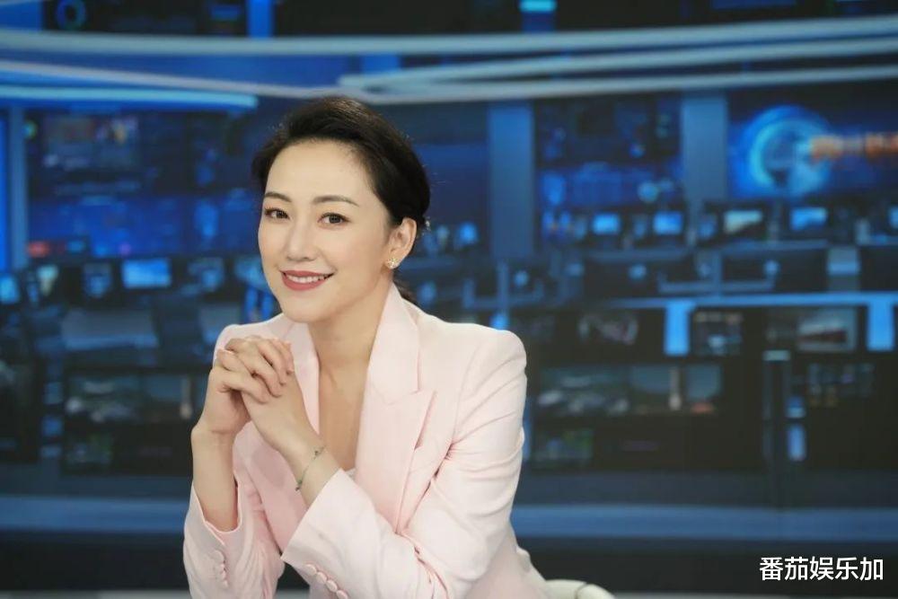 2023央视中秋主持阵容曝光,龙洋撒贝宁被弃用,貌美新面孔挑大梁