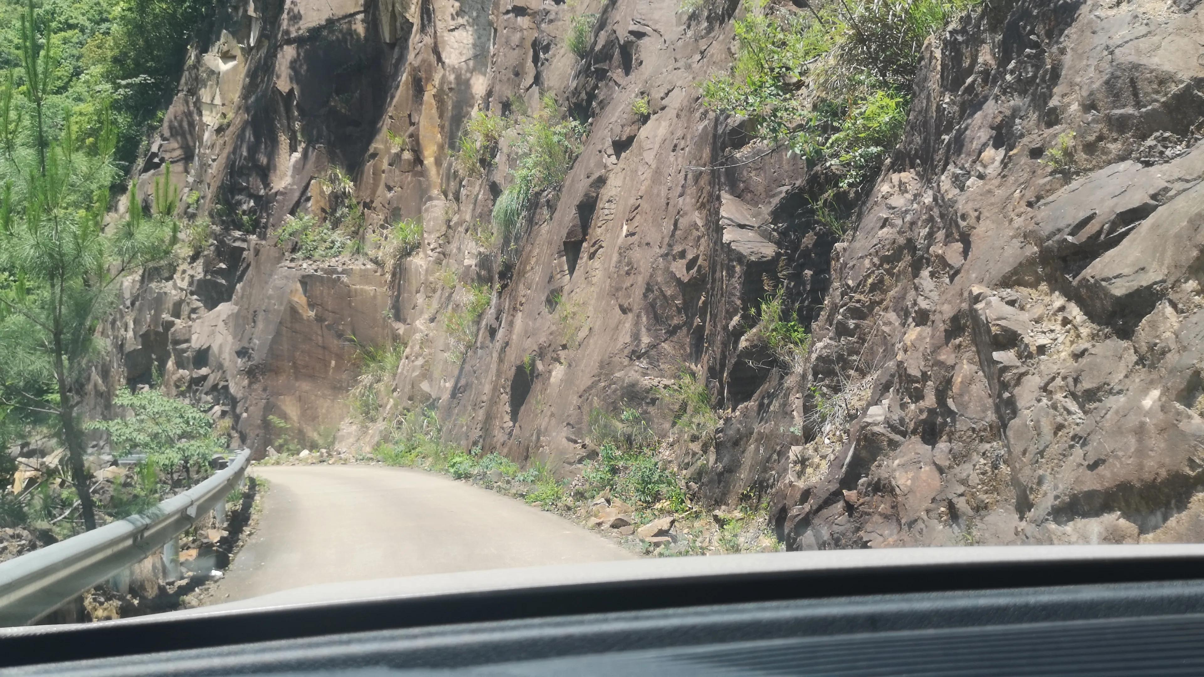 南尖岩|母女自驾穿越遂昌姚岭公路和南尖岩，亲身感受整理最实用旅行攻略