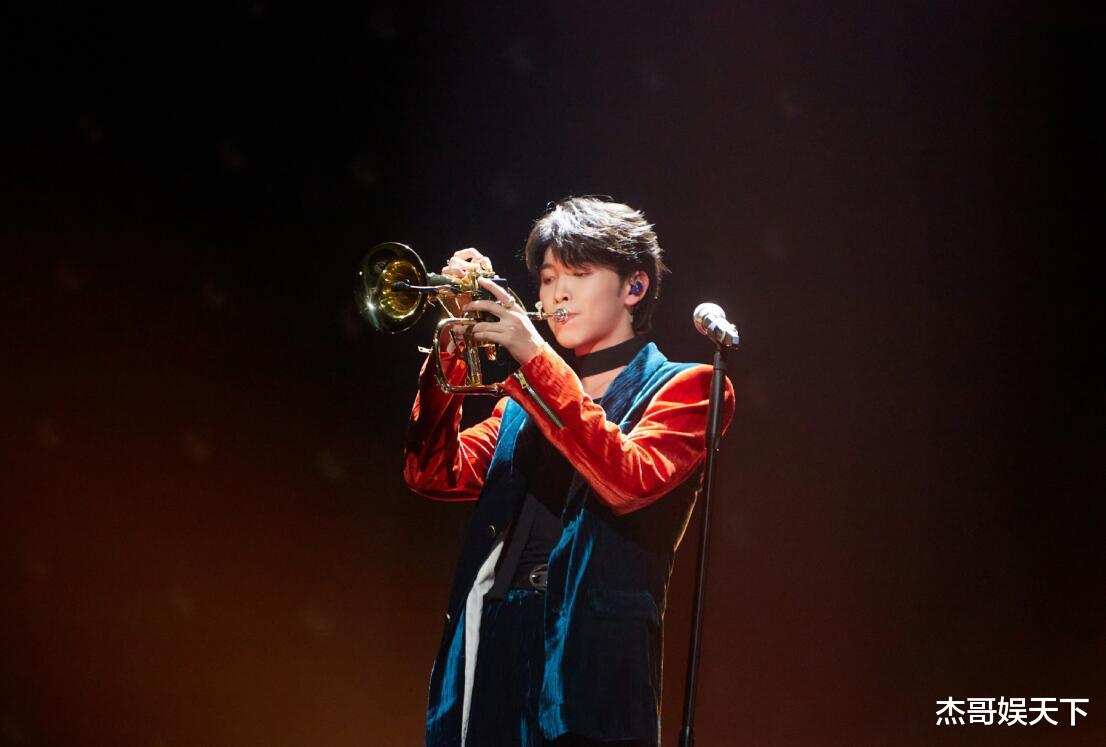 那英|谢霆锋的“清醒”，那英的“冒犯”，为芒果新综艺赢得了好口碑