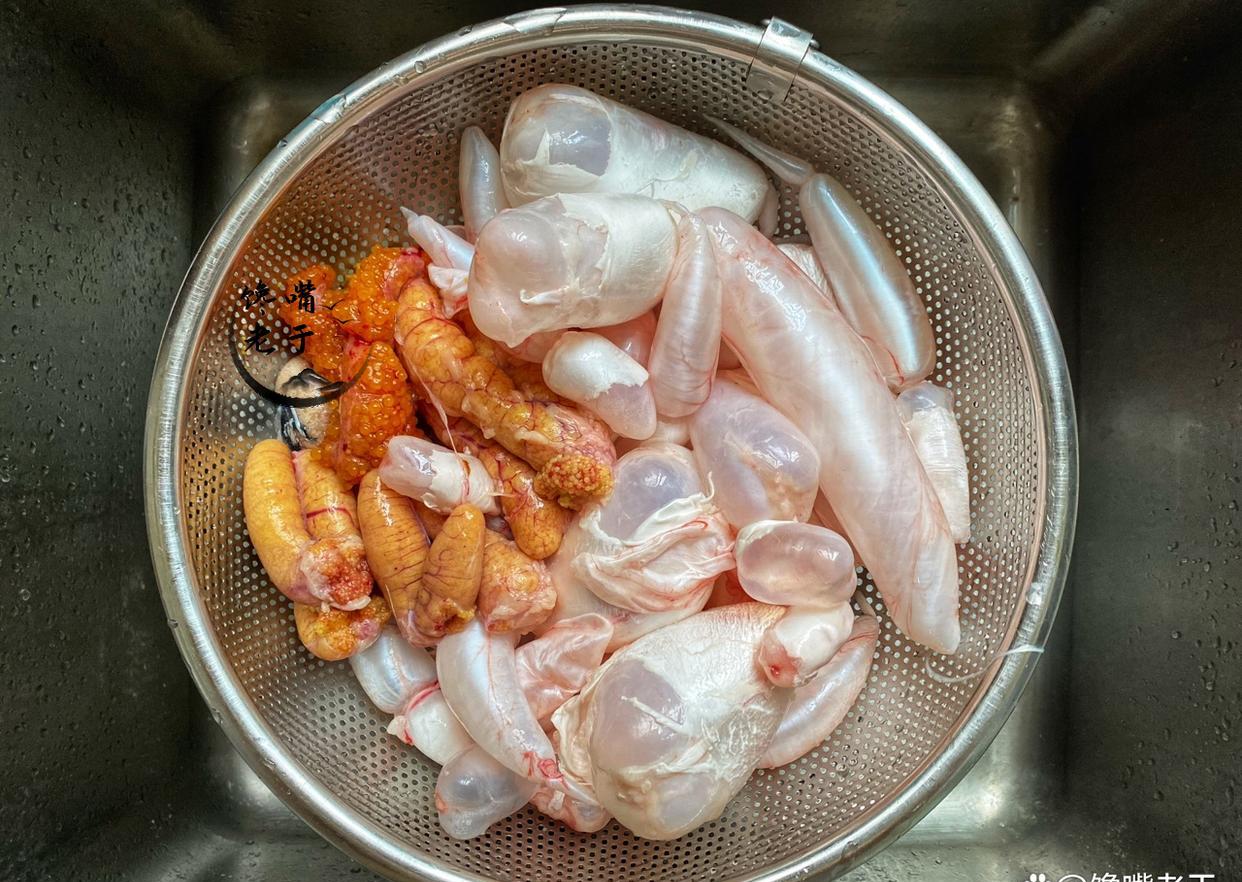 鱼头|这才是鱼身上“最值钱”的部位,比鱼头还鲜美,鱼贩都留着自己吃