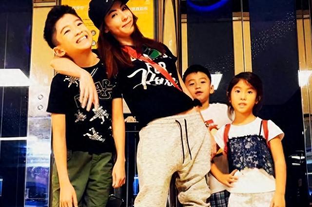 终于火力全开?谢霆锋骂前妻是脏女人!张柏芝四字回击让他无地自容