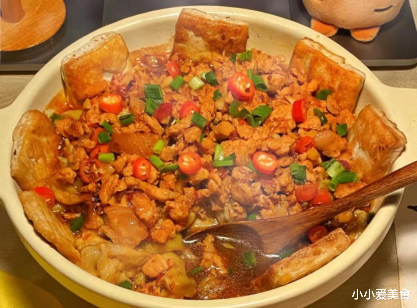 |重庆一家五口的晚餐,走红网络,网友:5道菜好丰盛,求蹭饭