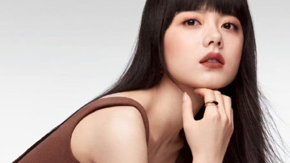 明明素颜美得惊艳，一化妆就秒垮掉，这位女星被妆造给害惨了