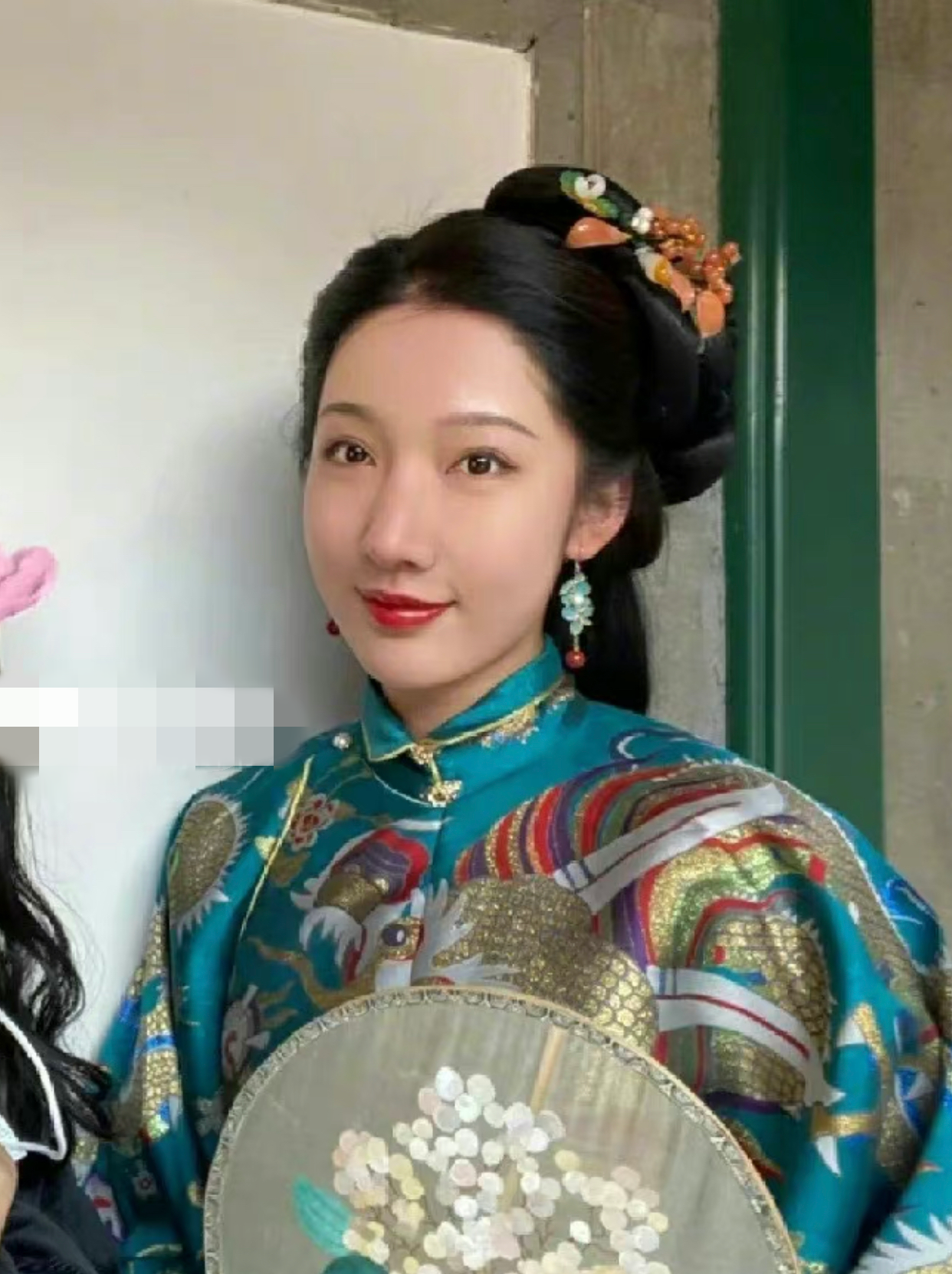 都美竹|都美竹虚荣心作祟混入中国时装周!主办方怒斥其私自进场