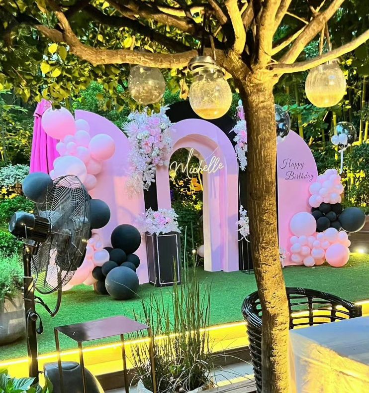 陈晓|陈晓为老婆办生日会,一家三口罕见同框,场面浪漫宛如求婚现场