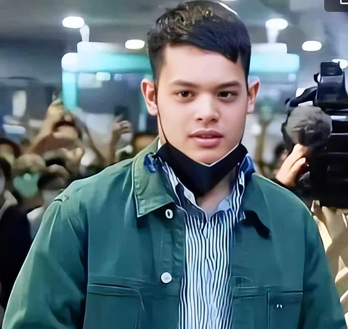 提帮功回绝出席庆生宴,前往别苑探望储妃,低调住进