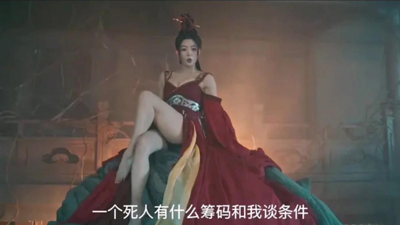 这次轮到克拉拉翻车了，无休止的“秀身材”，低俗无下限