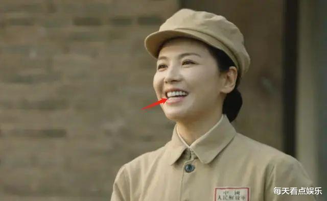 殷桃|被“烤瓷牙”毁了的年代剧,我怀念起殷桃、梅婷、热依扎的乡土味