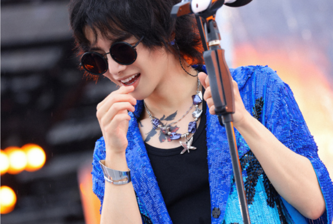 34岁的张碧晨，终究还是为自己的“未婚生女”，付出了惨痛的代价