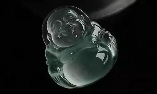 雕刻|翡翠雕刻中的机雕与人工雕