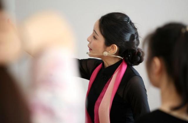 求职|空姐过剩转行，离职后的空姐都去了哪里？看完就知道了