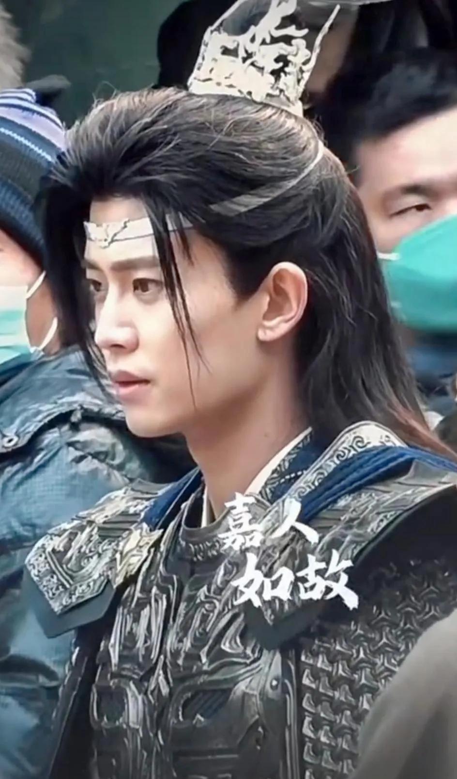 何穗|2瓜！陈伟霆与何穗分道扬镳，任嘉伦因新戏重出江湖做老总