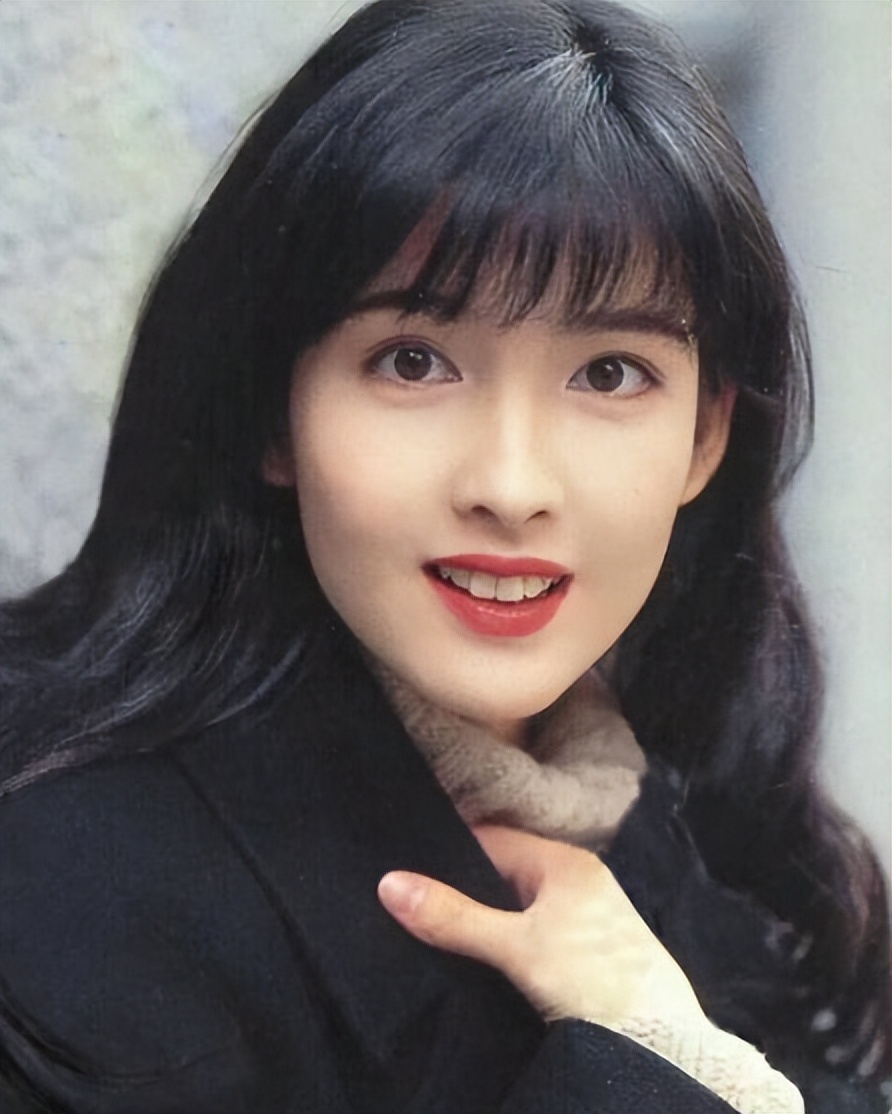 港剧奇怪的审美,这4位演员长相平平,却总当主角演美女,不理解