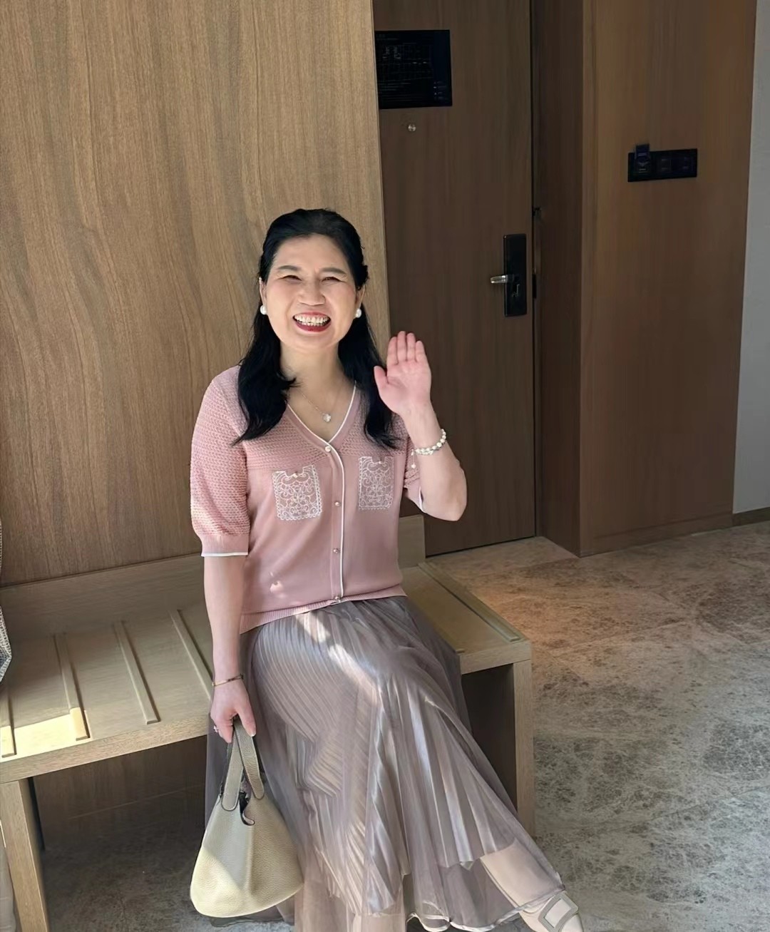 发型 到了五十岁就知道,发型比长相更重要,选对了发型减龄又提气质