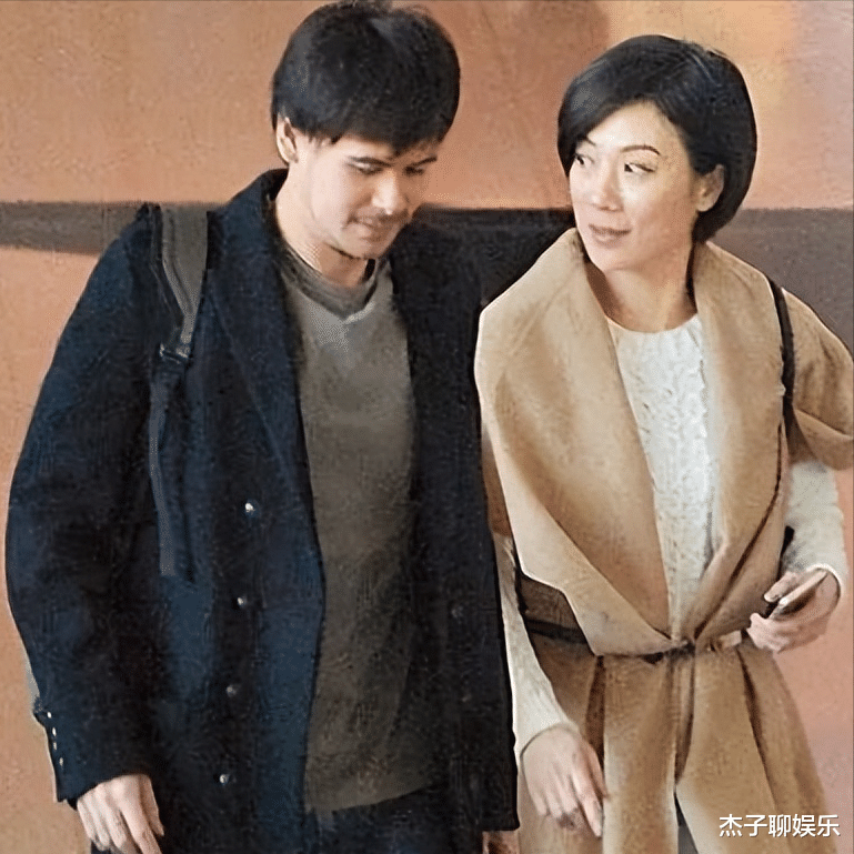 张可颐|53岁的张可颐,不婚不育也没“固定”伴侣,可爱情不是必需品