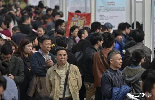 求职|45岁后工作难找,无业男子,多么可悲!社会重视起来吧!