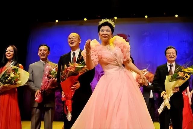 100万一夜！赖昌星的“小红楼”，揭露了董文华“隐匿”的真相！