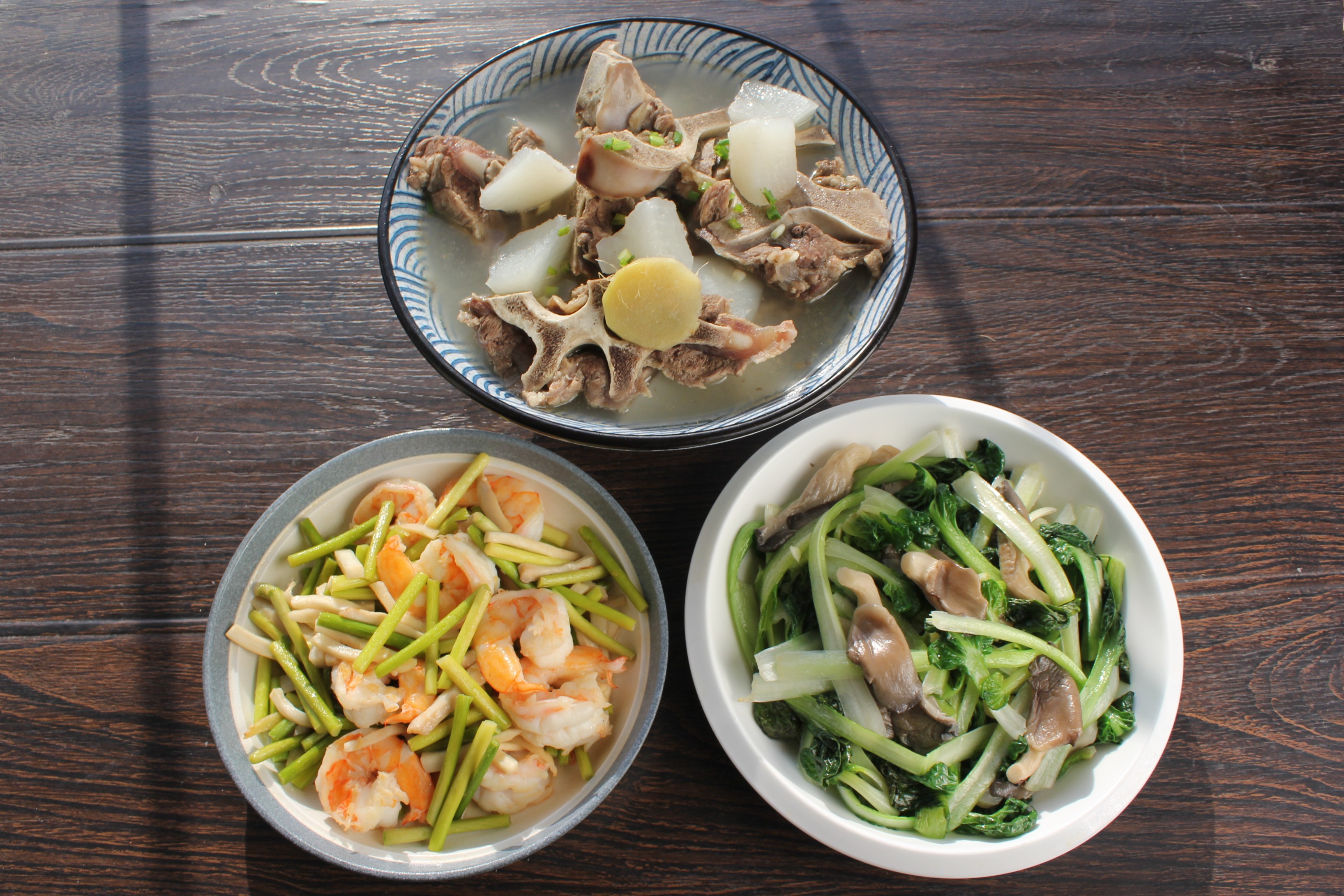 退休|退休老两口的极简午餐，营养美味又好吃好做，朋友：日子过得真美