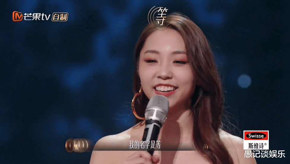 何炅|《声生不息》名场面:何炅神级救场化解尴尬,高情商令人折服