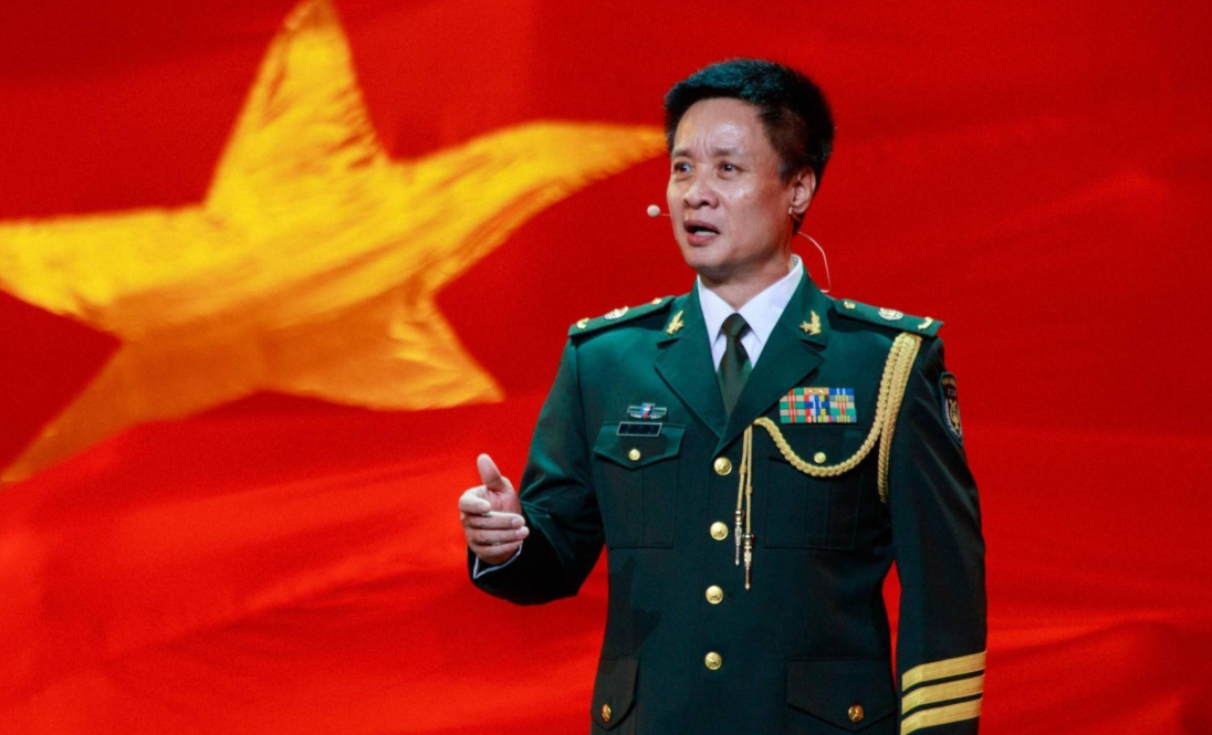 万万没想到，“唱了一辈子军歌”的阎维文，被毁在这件事上？