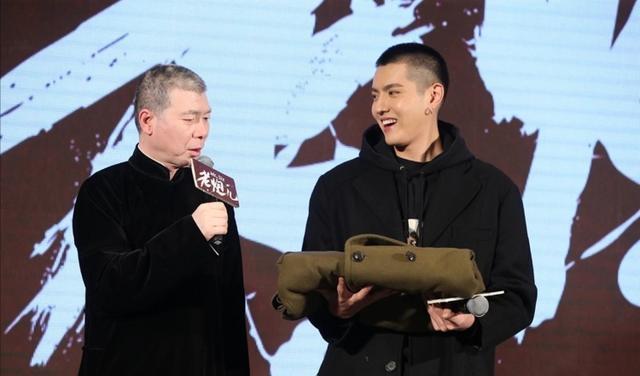 吴亦凡入狱后续，母亲找成龙求救，生父曾尝试引渡无果