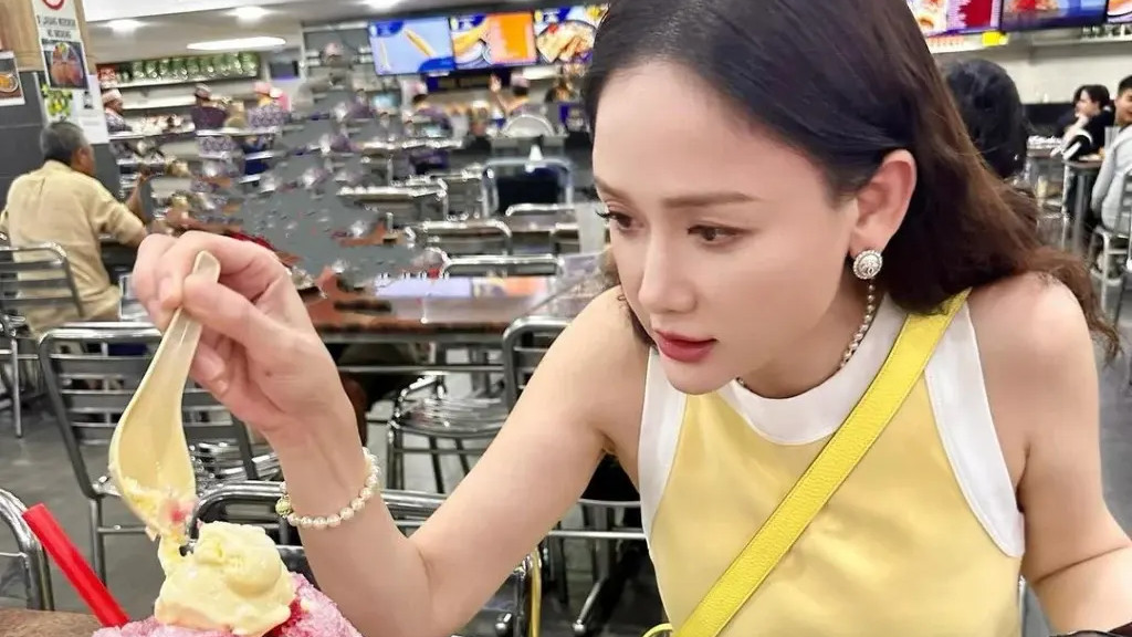 陈乔恩 吃完土耳其回大马继续吃，陈乔恩自认身材走样，可她不怕