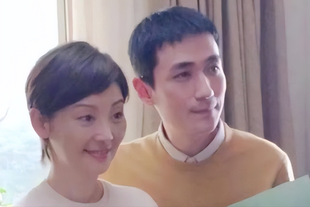 明星|明明一张“普通脸”,偏被夸成“天花板”,这5位明星不脸红吗?