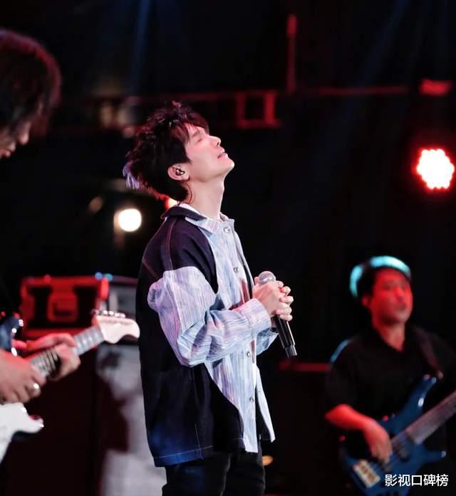 陈楚生16年后再夺冠，凭借独特的人格魅力，收割了一批年轻的粉丝