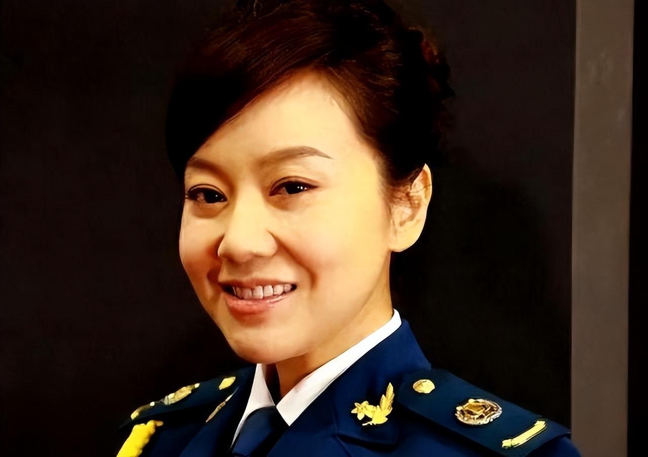 净身出户也要与闫妮离婚的邹伟,如今18年过去了,他后悔了吗?