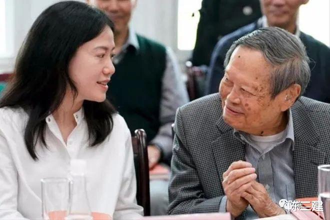 翁帆语出惊人,杨振宁“防不胜防”!爱到尽头,结局出人意料