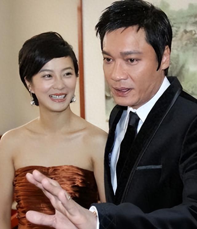 60岁罗嘉良被曝走穴商演太掉价，网友：出来混迟早要还的