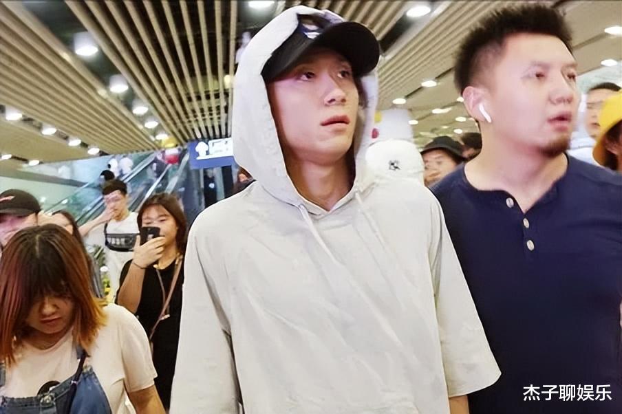 |邓紫棋：演出前突然内急，1分钟都忍不住，助理一招解决化险为夷