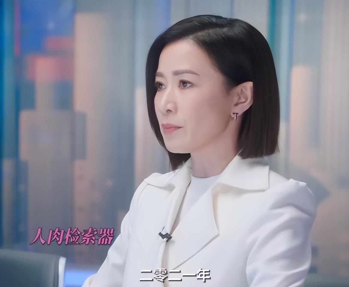 《新闻女王》冲上热搜榜第一，打了多少资方的脸，佘诗曼又赌赢了