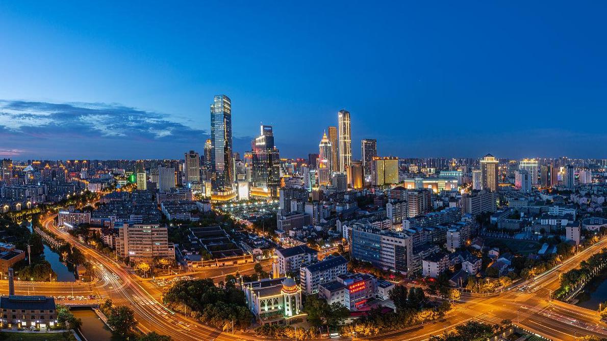 无锡市|中国“最有钱”的江南小城，景美安逸适合养老，你知道是哪里吗？