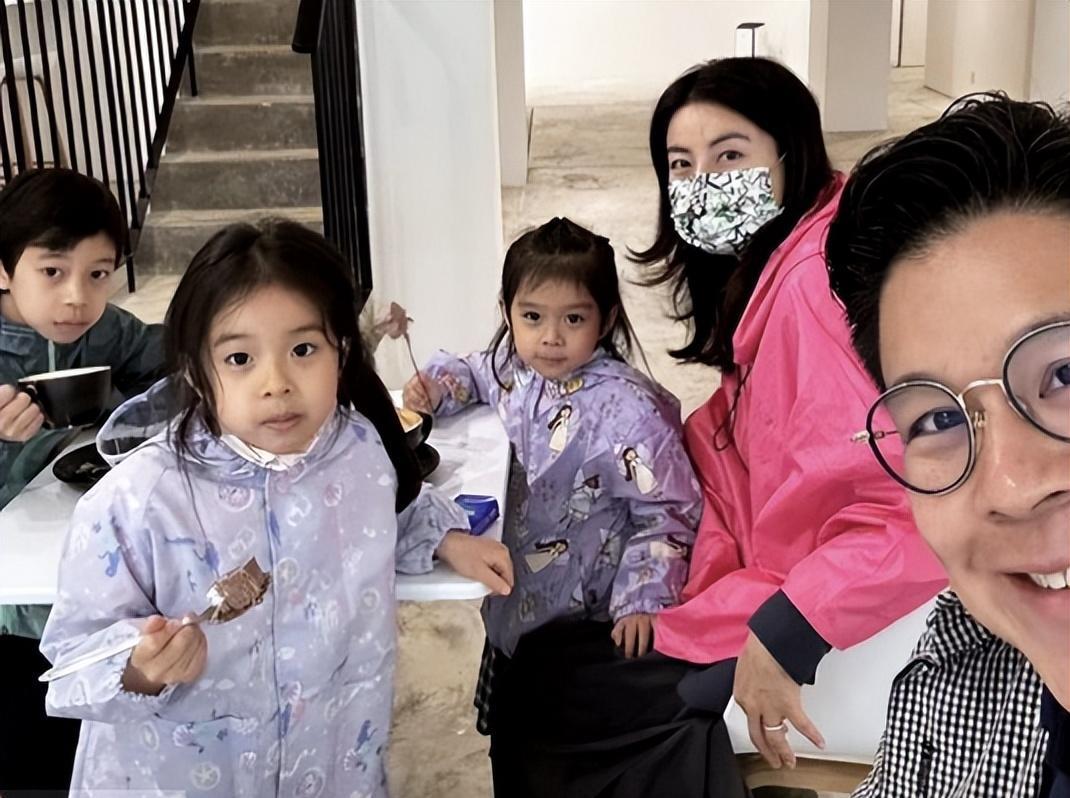 霍启刚|霍启刚晒全家福，5人吃一块小蛋糕太节俭