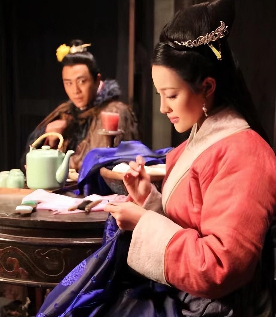 最美潘金莲这是肿么了