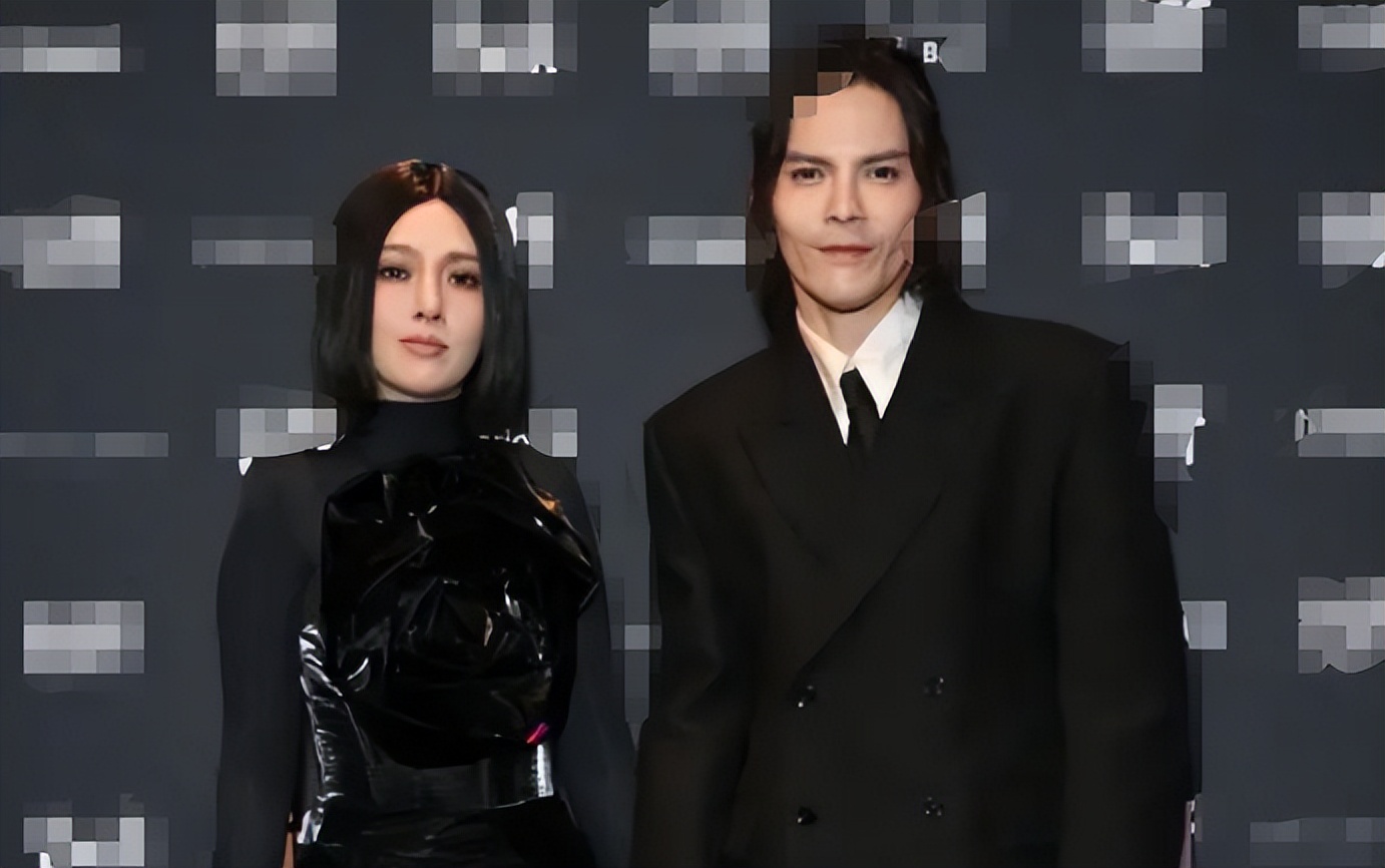 郭碧婷向佐红毯被嘲，女方满脸痘皮肤松垮，男方穿裙子内八似姐妹