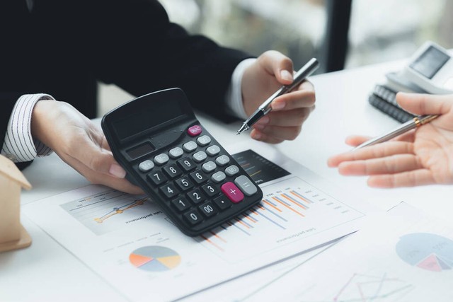 商业底陈逻辑综合篇：老板如何解决企业内部压力？