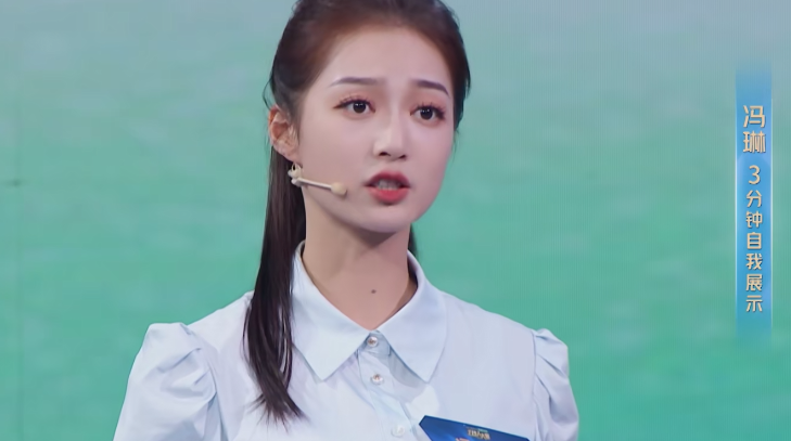 主持烂得像混子，这位满脸写着“皇族”的央视女主持，真招人嫌