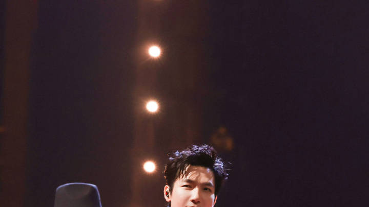 披荆斩棘总决赛有新消息！初舞台原班人马集结，陈小春等艺人助阵