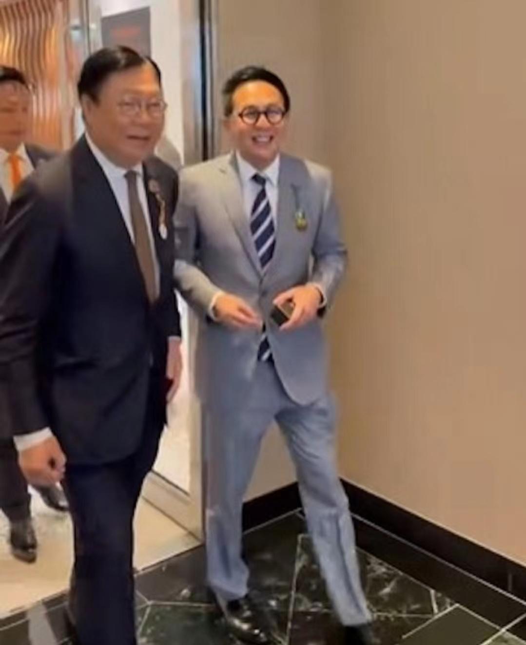 郭嘉文|与李泽楷情不再？前港姐晒一身平民打扮，从千亿女友做回邻家女孩